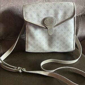 1985 Liz Claiborne leather purse